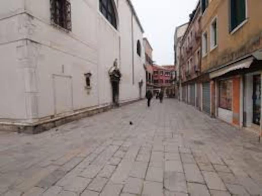 Appartamento Con Terrazza Biennale Venice Luaran gambar