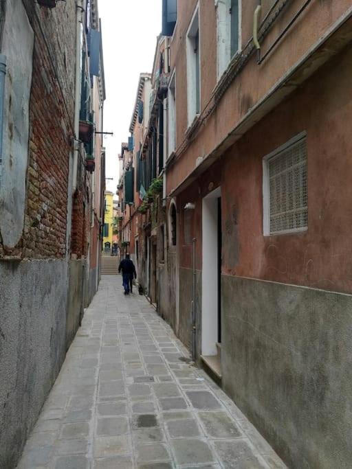 Appartamento Con Terrazza Biennale Venice Luaran gambar